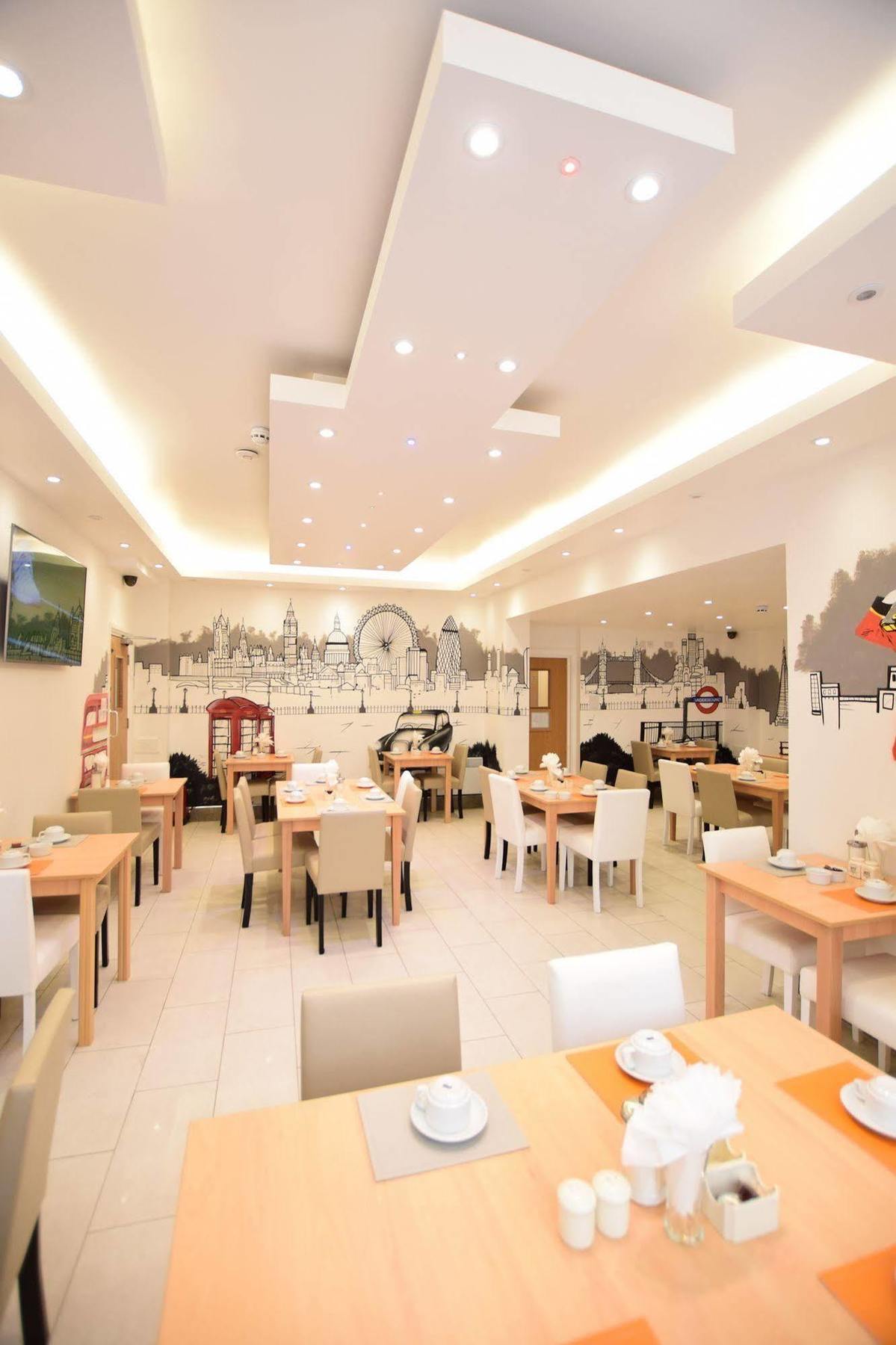 Park Hotel Илфорд Екстериор снимка